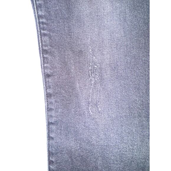 Stylish Black Distressed Women Jeans - Picture 8 of 12